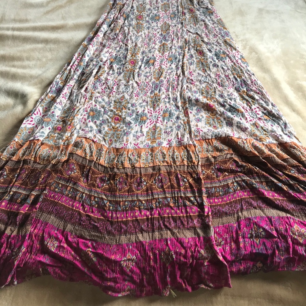 Short-sleeve boho maxi dress